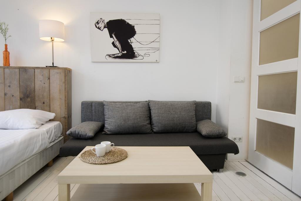 Amsliving Bed & Breakfast Amsterdam Exterior photo